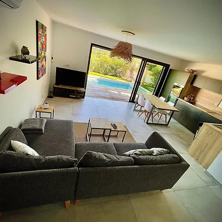 Proche Saint Cyprien Et Cala Rossa * Леччи