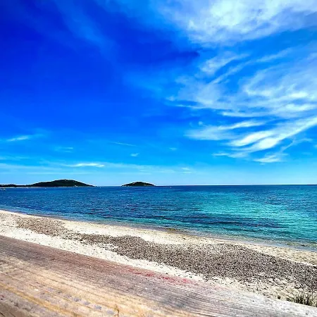 Proche Saint Cyprien Et Cala Rossa Леччи