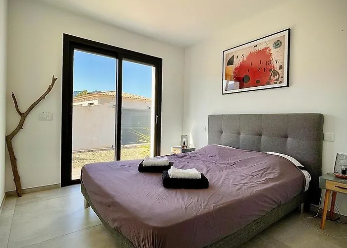 Proche Saint Cyprien Et Cala Rossa 度假居 *